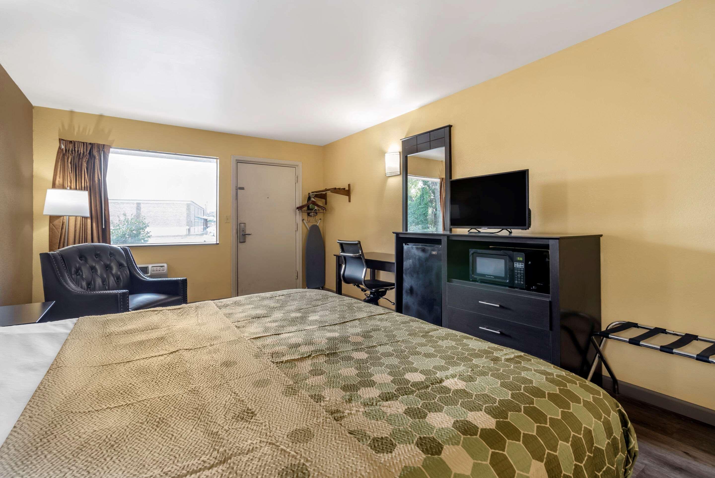 Econo Lodge Easton Route 50 Exteriör bild