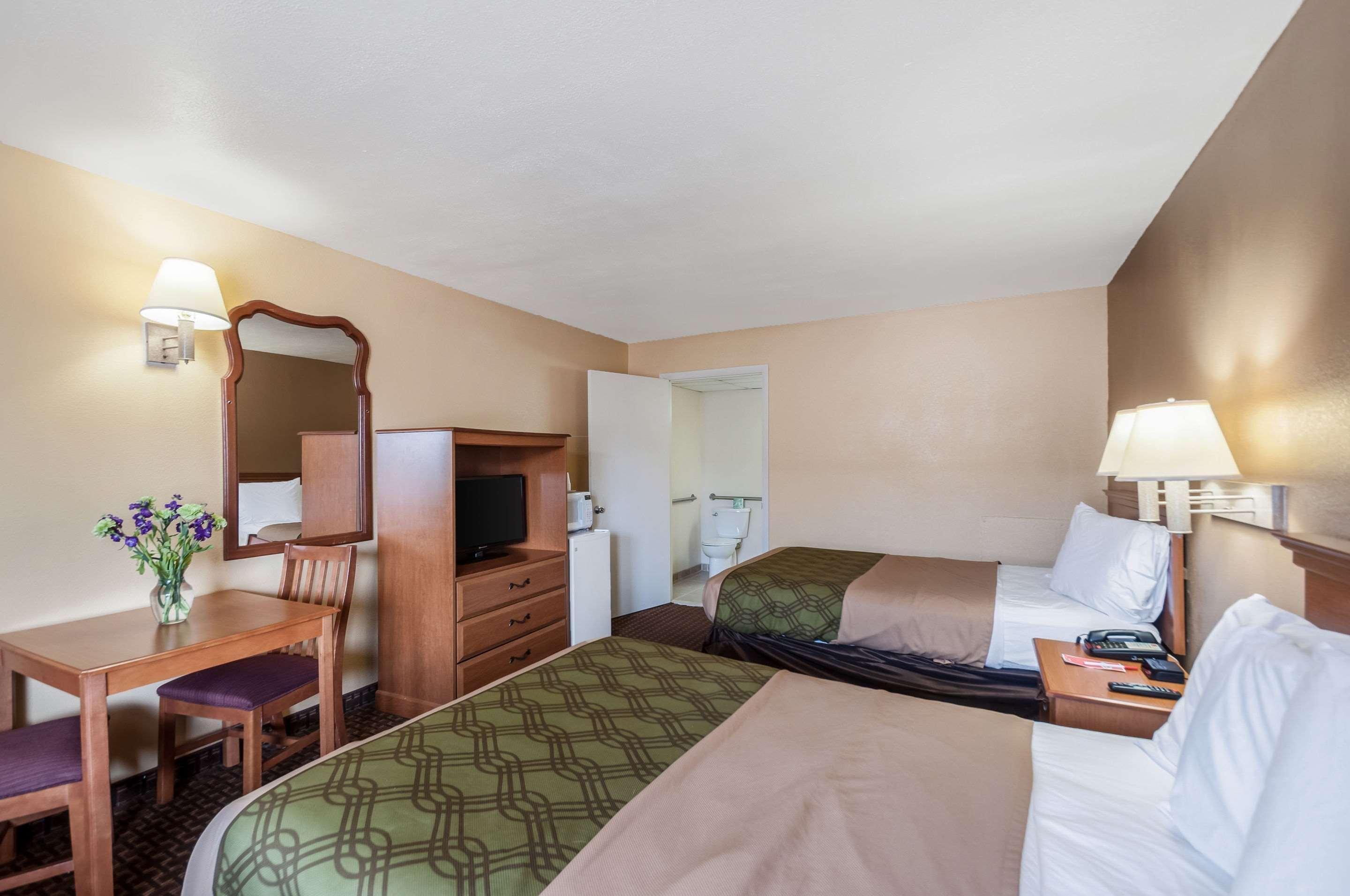 Econo Lodge Easton Route 50 Exteriör bild