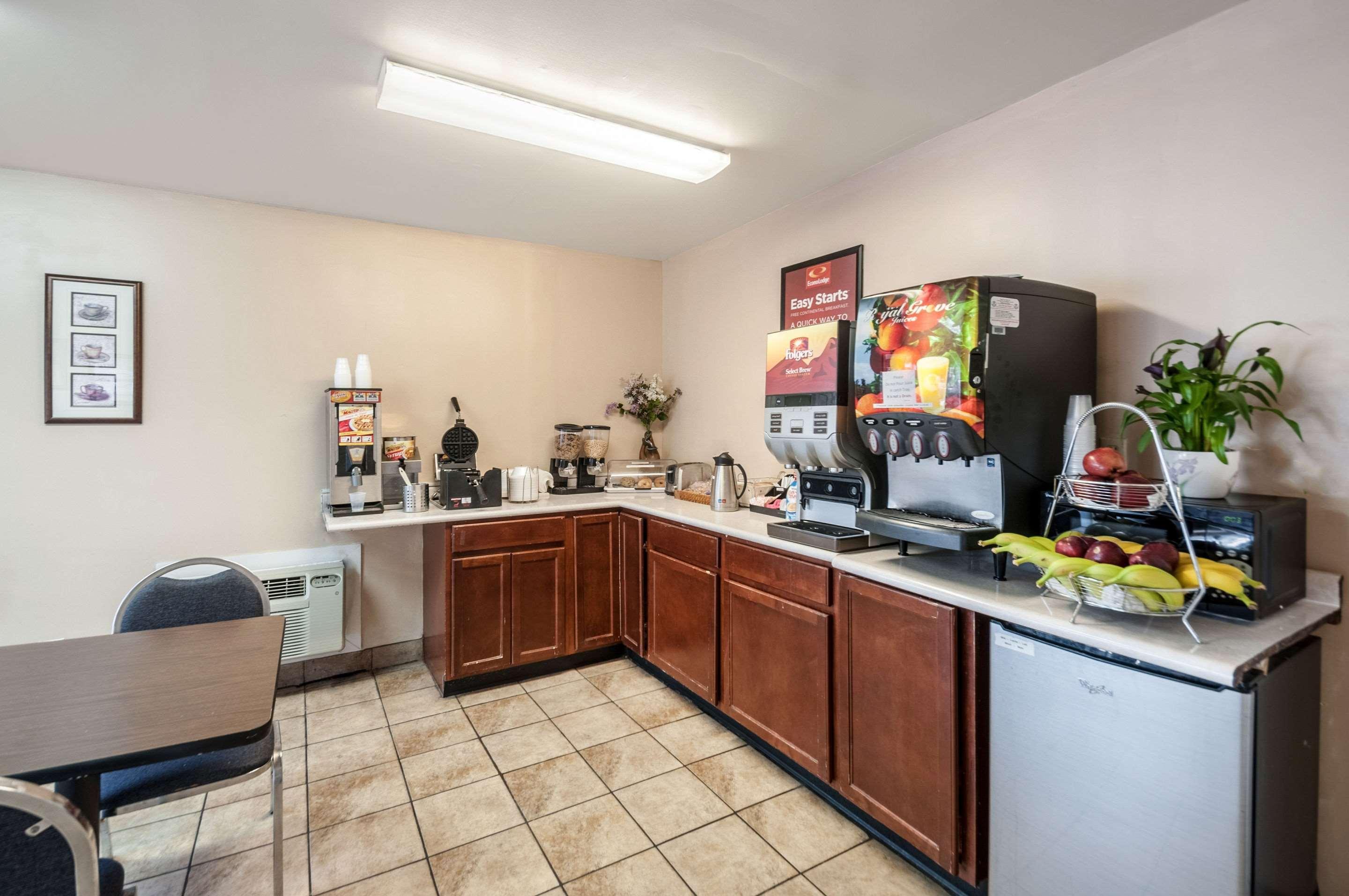 Econo Lodge Easton Route 50 Exteriör bild