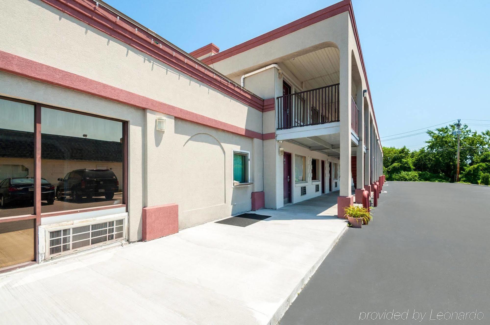 Econo Lodge Easton Route 50 Exteriör bild